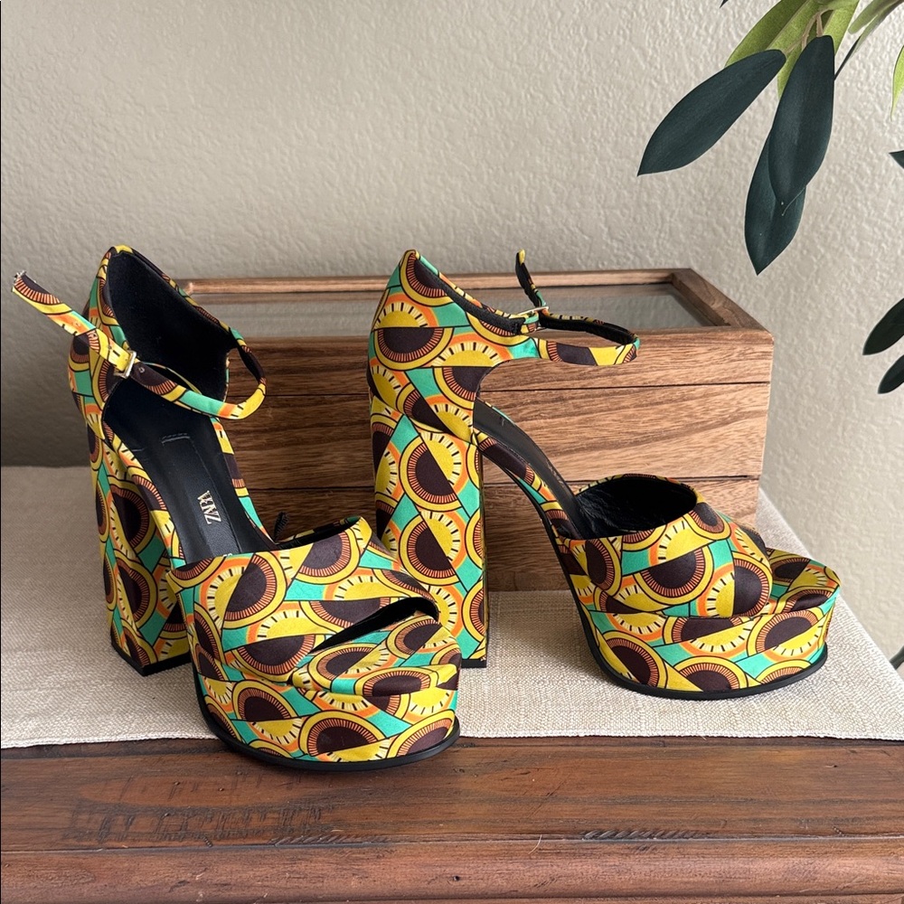 Zara Women's Vibrant Yellow and Brown Platform Heels